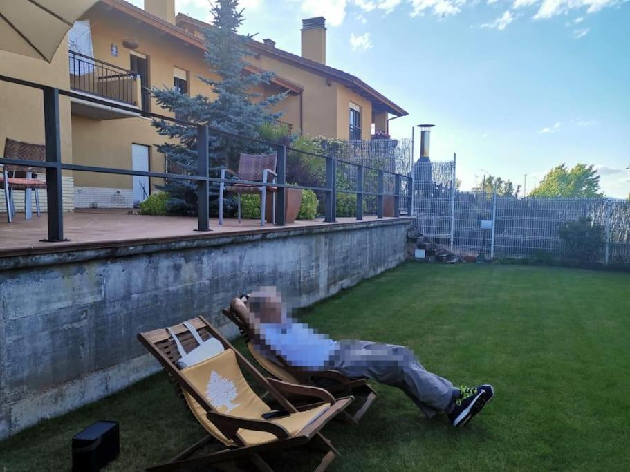 Estancia Con Jardin Entre Golf Y Monte - Cerca Logrono Sojuela Eksteriør bilde