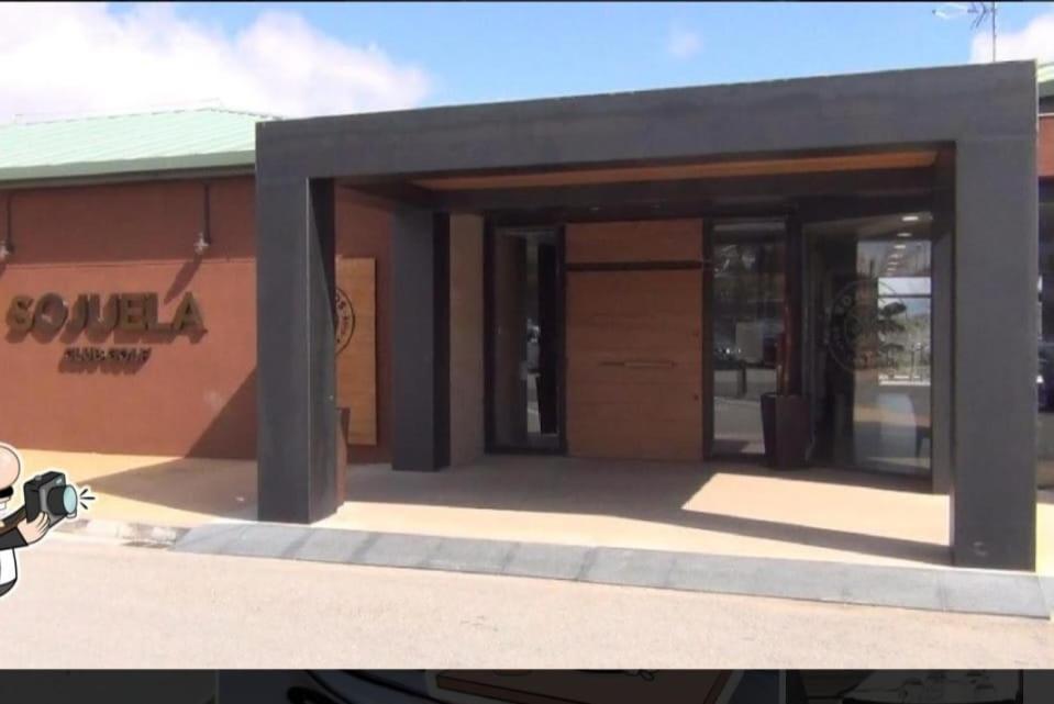 Estancia Con Jardin Entre Golf Y Monte - Cerca Logrono Sojuela Eksteriør bilde