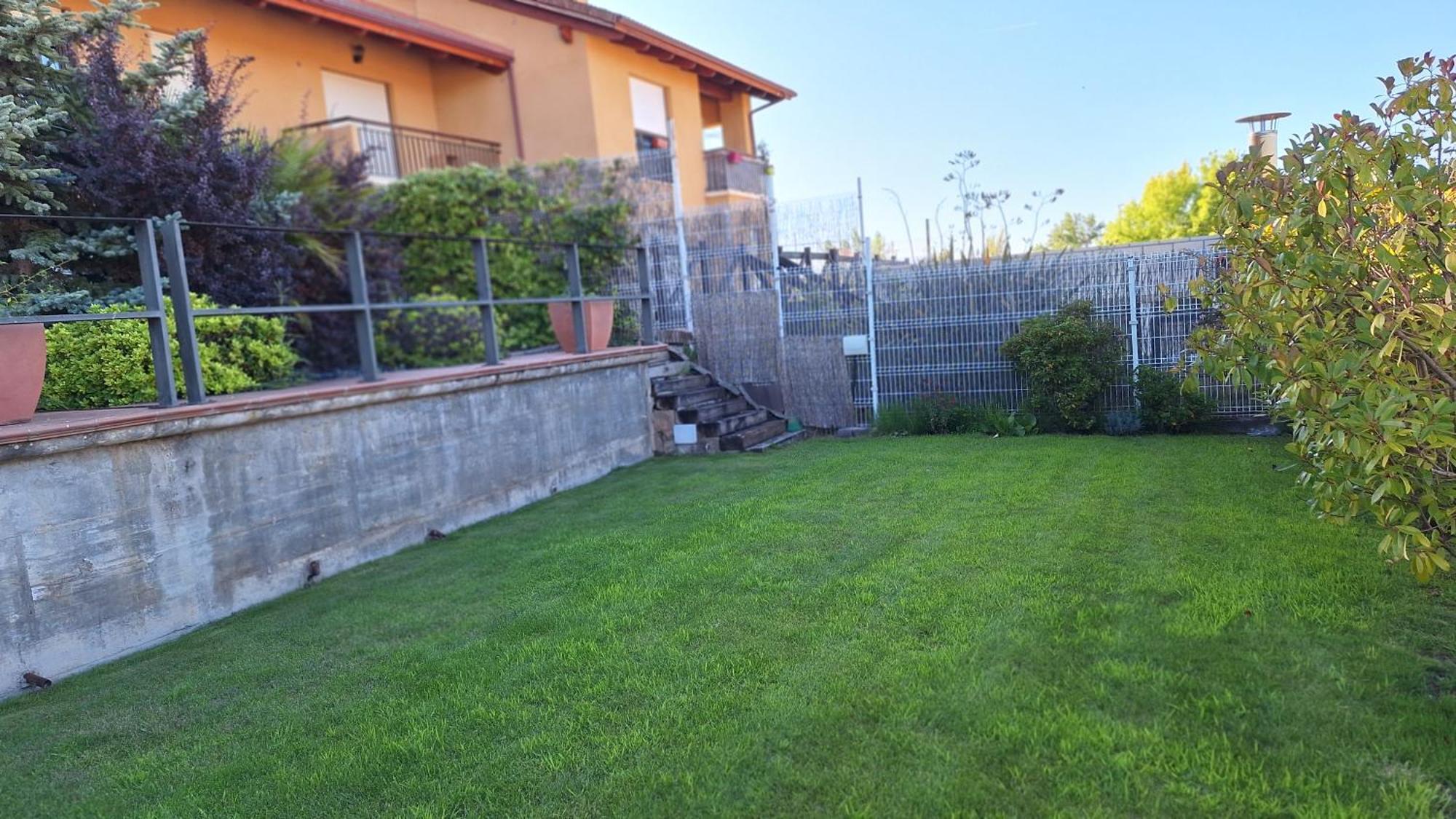 Estancia Con Jardin Entre Golf Y Monte - Cerca Logrono Sojuela Eksteriør bilde